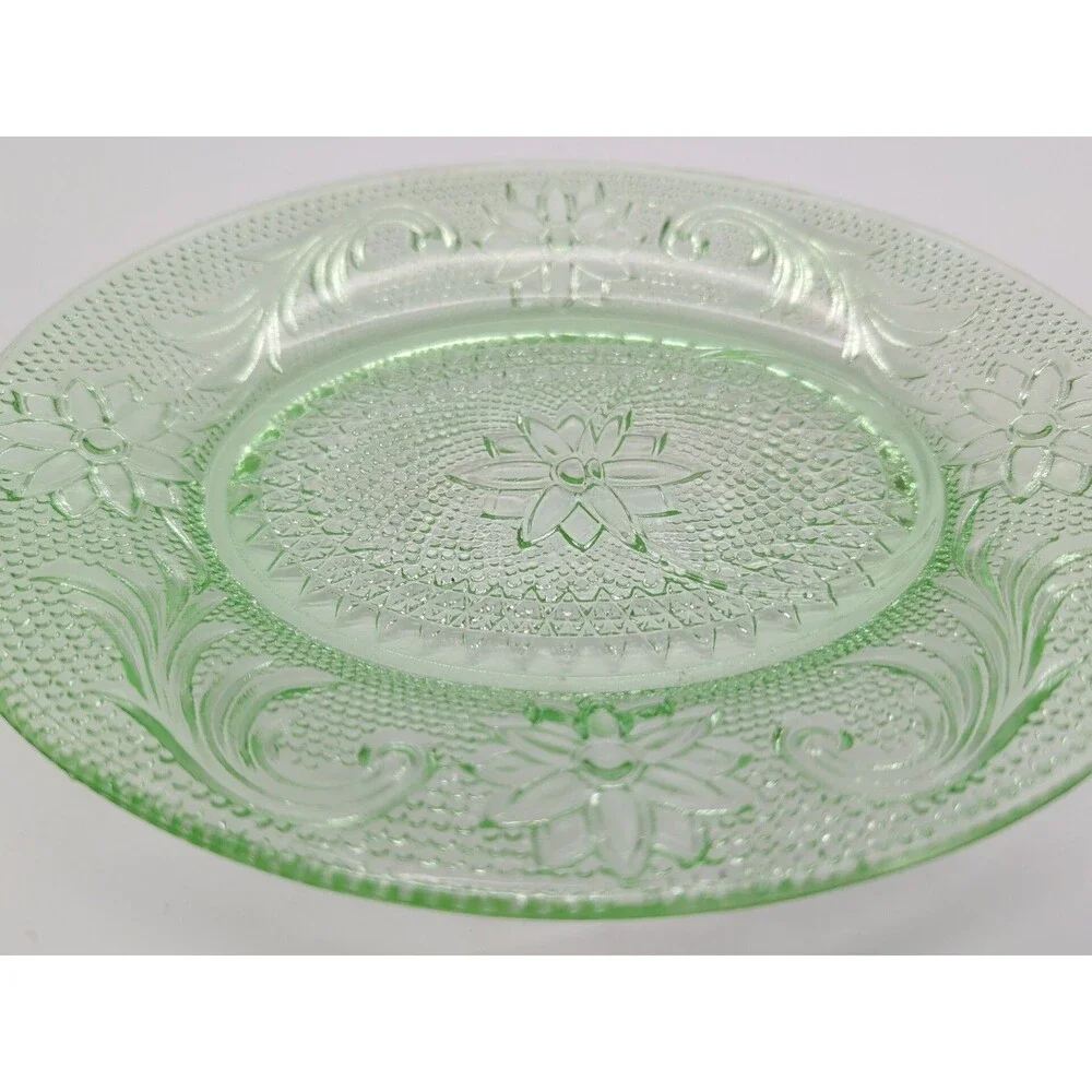 Vintage Pressed Tiara Indiana Chantilly Green Glass Snack Plate